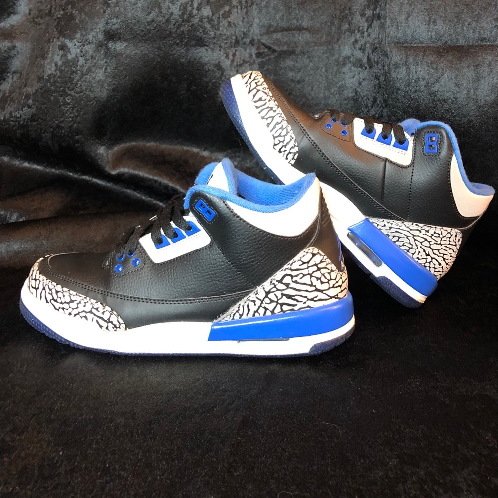Air Jordan 3 sport blue (used)